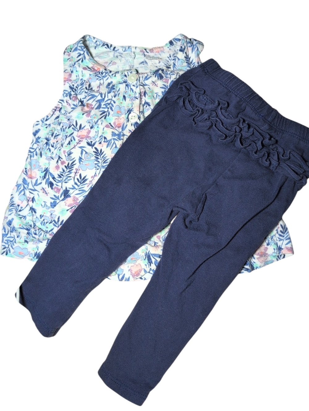 🍁2/$7🍁OLD NAVY White And Blue Floral Outfit